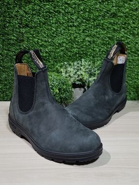 Blundstone 587 Classics Rustic Black Chelsea Boots - US Women's 9.5 NEW